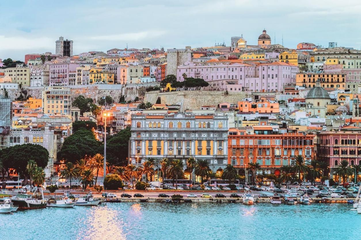 Viariva Rooms Cagliari Eksteriør bilde