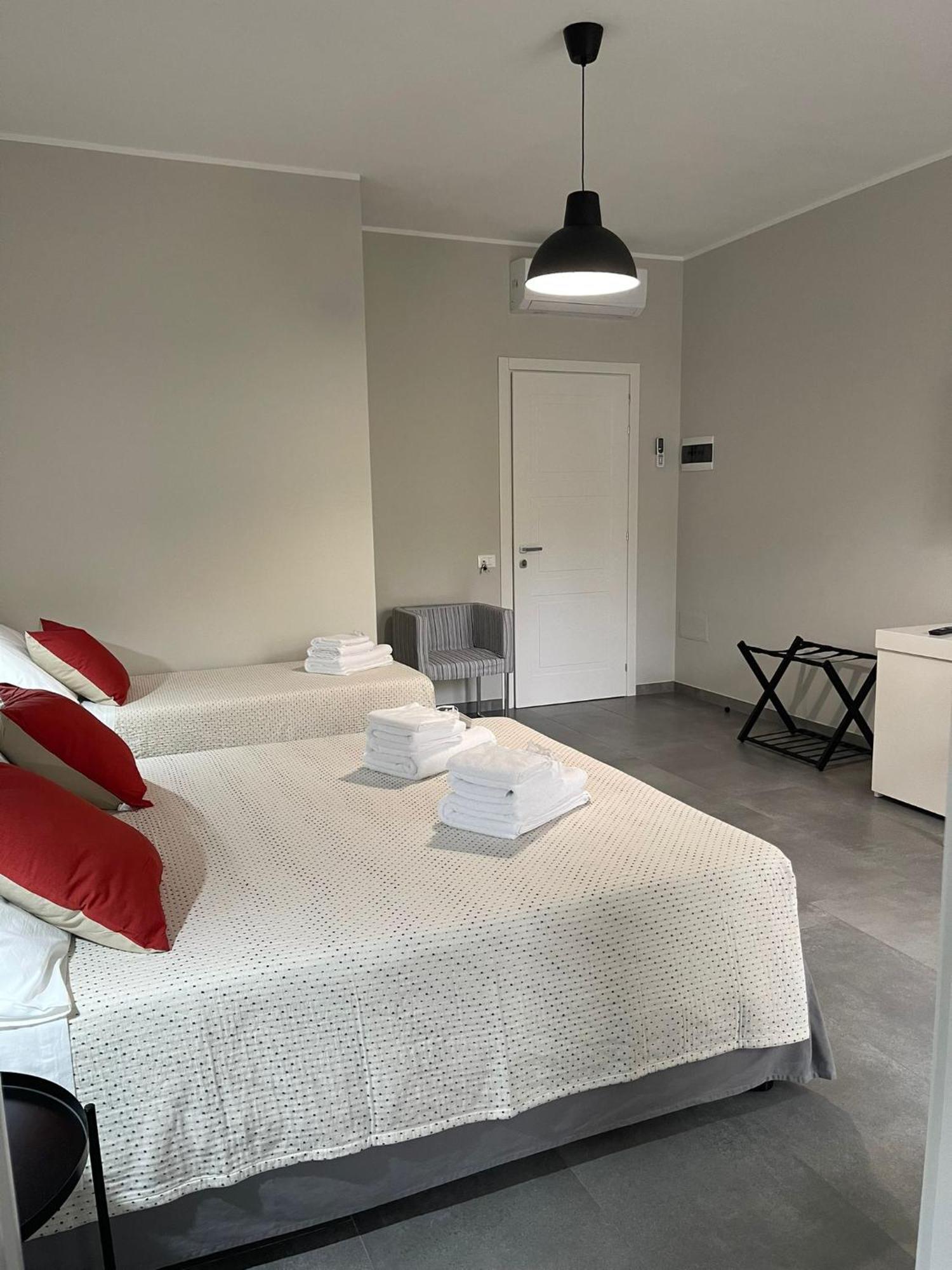 Viariva Rooms Cagliari Eksteriør bilde